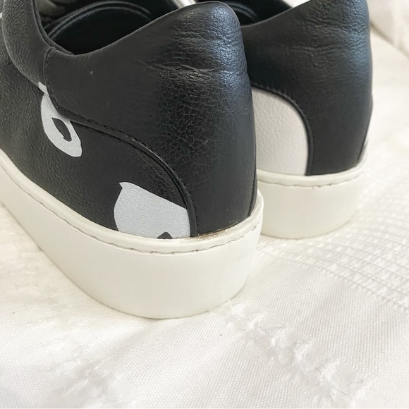 SCOLOCO BY CELIA WIDEMANN ARTELOCO BLACK WHITE GRAPHIC UNISEX LACE UP SNEAKERS - Picture 8 of 12